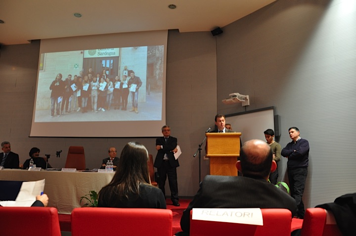  Foto inviataci da uno studente del Liceo Pira